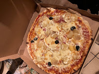 Plats et boissons du Pizzas à emporter Le Kiosque à Pizzas Montargis/Châlette Sur Loing à Châlette-sur-Loing - n°3