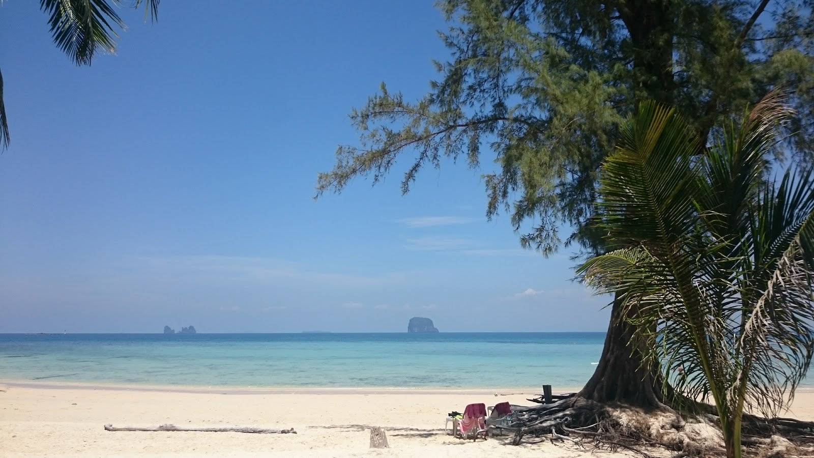 Photo de Ao Nun Beach - endroit populaire parmi les connaisseurs de la détente