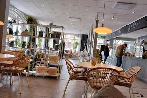 Ditt Café Livingroom image