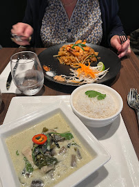 Curry vert thai du Moom Mam / Restaurant Thailandais à Paris - n°10