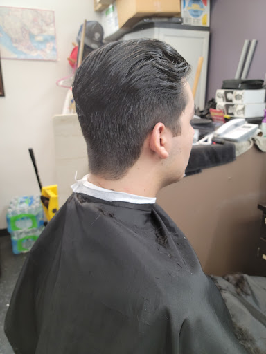 Barber Shop «Avo Barbershop», reviews and photos, 1034 W 6th St #103, Corona, CA 92882, USA