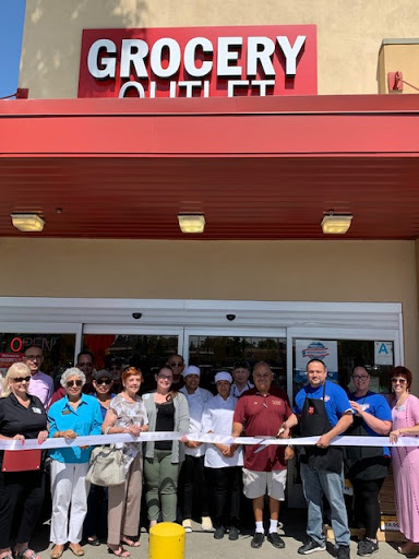 Grocery Store «Grocery Outlet Bargain Market», reviews and photos, 355 N Citrus Ave, Azusa, CA 91702, USA