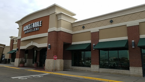 Book Store «Barnes & Noble», reviews and photos, 13131 Ridgedale Dr, Minnetonka, MN 55305, USA