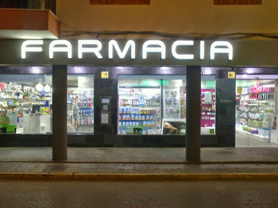 Farmacia Reboticalia-Rocío Salgado Las Vírgenes, Av. de Rota, 2, 11550 Chipiona, Cádiz, España