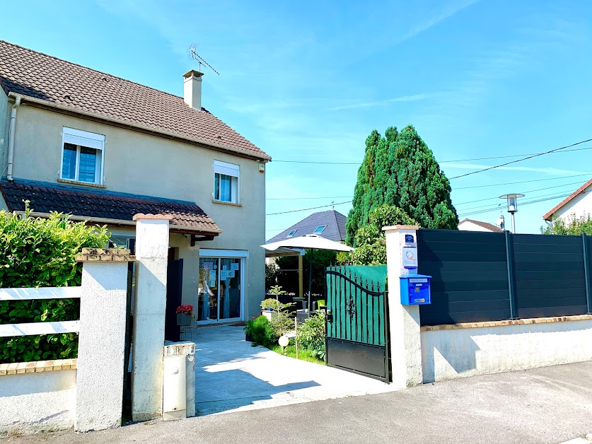 Gîtes Maison Tévy à Pontault-Combault (Seine-et-Marne 77)