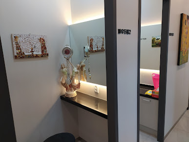 Dr. Hong's Aesthetic Clinic - Dr. Hong's Aesthetic Clinic