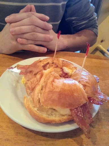 Coffee Shop «49 West Coffeehouse, Winebar & Gallery», reviews and photos, 49 West St, Annapolis, MD 21401, USA