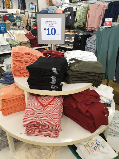 Clothing Store «Old Navy», reviews and photos, 2100 S University Dr, Davie, FL 33324, USA