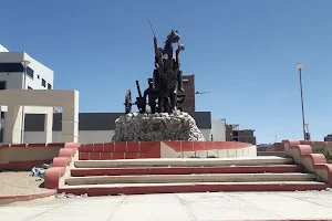 Plaza, Sucre, Oruro. image