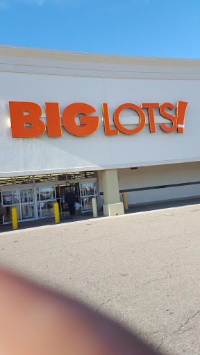 Discount Store «Big Lots», reviews and photos, 35603 S Gratiot Ave, Charter Twp of Clinton, MI 48035, USA