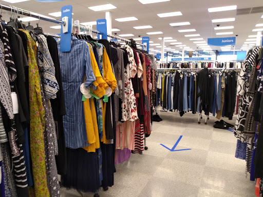 Clothing Store «Ross Dress for Less», reviews and photos, 3000 Gateway St, Springfield, OR 97477, USA