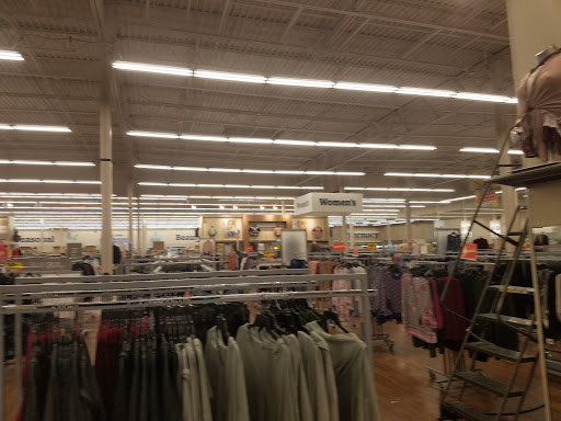 Grocery Store «Meijer», reviews and photos, 20401 Haggerty Rd, Northville, MI 48167, USA