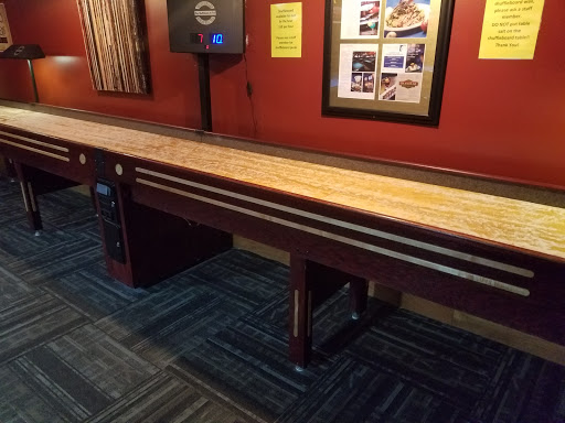 Sports Bar «Brass Rail Sports Bar, Restaurant & Pool Hall», reviews and photos, 4940 NE 81st St, Kansas City, MO 64119, USA