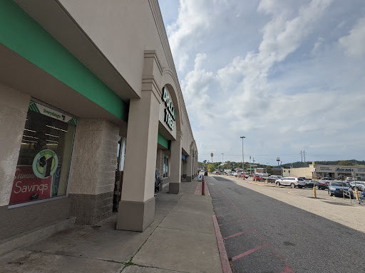 Dollar Store «Dollar Tree», reviews and photos, 120 McGraw St, Ripley, WV 25271, USA