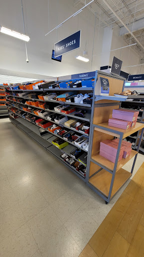 Department Store «Marshalls», reviews and photos, 1158 W Boughton Rd, Bolingbrook, IL 60440, USA