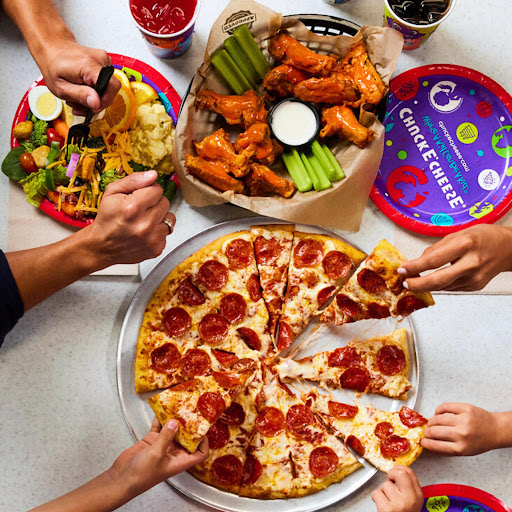 Chuck E. Cheese image
