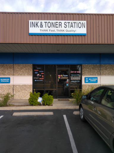 Ink & Toner Station