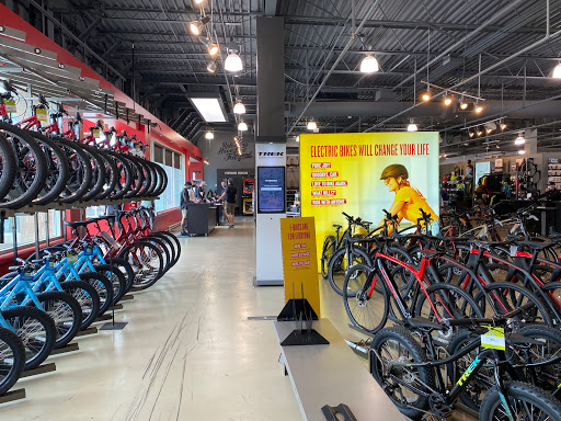 Bicycle Store «Trek Bicycle Columbus Dublin», reviews and photos, 2720 Sawmill Pl Blvd, Columbus, OH 43235, USA
