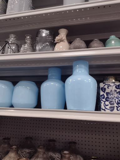 Home Goods Store «At Home», reviews and photos, 2780 Wilma Rudolph Blvd, Clarksville, TN 37040, USA