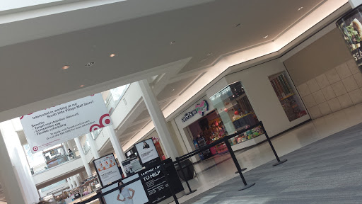 Shopping Mall «South Hills Village», reviews and photos, 301 South Hills Village, Pittsburgh, PA 15241, USA