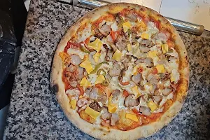 Zita Pizza image