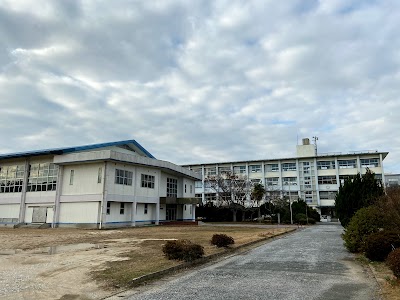 田川市立田川中学校