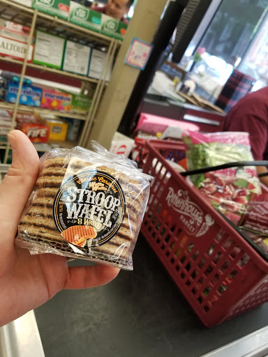 Supermarket «Rittenhouse Market», reviews and photos, 1733 Spruce St, Philadelphia, PA 19103, USA