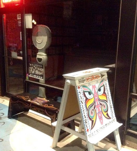 Tattoo Shop «Yankee Doodle Dandy Tattoo», reviews and photos, 2322 University Ave, Des Moines, IA 50311, USA