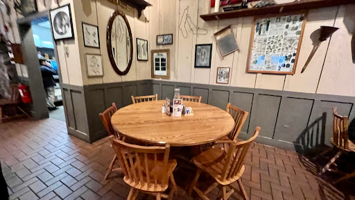 American Restaurant «Cracker Barrel Old Country Store», reviews and photos, 1134 Woodruff Rd, Greenville, SC 29607, USA