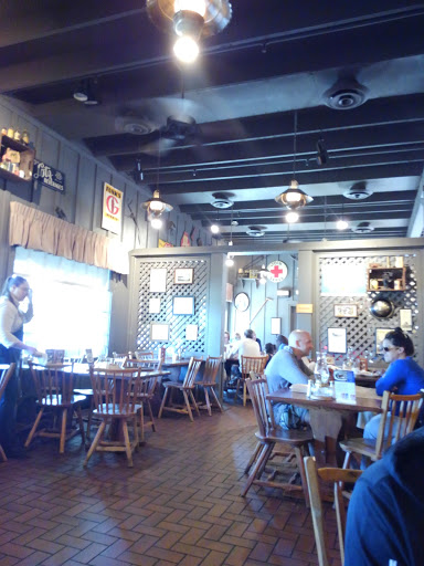 American Restaurant «Cracker Barrel Old Country Store», reviews and photos, 2525 Brindle Dr, Harrisburg, PA 17110, USA