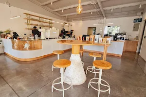 COFFEE RELIEF - Specialty Coffee Shop & Roasters - Café de especialidad image