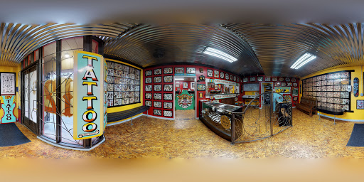 Tattoo Shop «12 Volt Tattoo Chico», reviews and photos, 194 E 8th St, Chico, CA 95928, USA