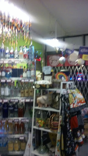 Liquor Store «Pig Liquors», reviews and photos, 519 S Presa St, San Antonio, TX 78205, USA