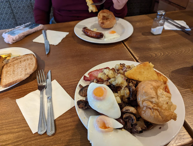Reviews of Toby Carvery Cockleshell in Swansea - Bank