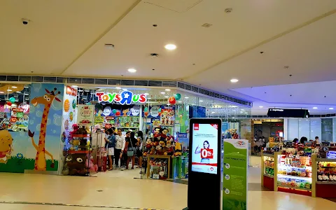 Toys"R"Us U.P. Town Center Katipunan image