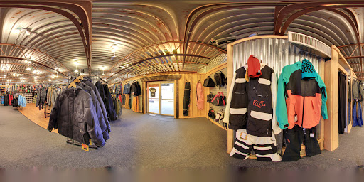 Snowboard Shop «Peak Ski & Snowboard Center», reviews and photos, 640 Center Rd, Pittsburgh, PA 15239, USA