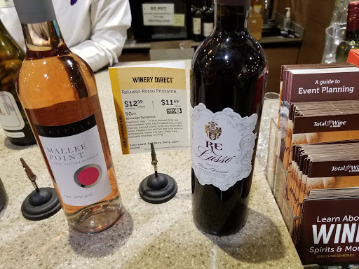 Wine Store «Total Wine & More», reviews and photos, 981 W Interstate 20, Arlington, TX 76017, USA