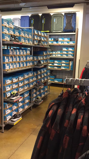Clothing Store «Columbia Sportswear Outlet Store at Allen Premium Outlets», reviews and photos, 820 Stacy Rd #470, Allen, TX 75013, USA