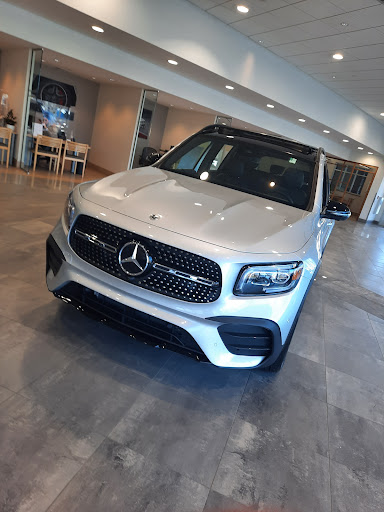 Mercedes Benz Dealer «New Country Motor Cars, Inc», reviews and photos, 1 Weston St, Hartford, CT 06120, USA