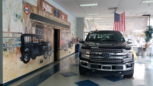 Ford Dealer «Freedom Ford Lincoln of Claypool Hill, L.L.C.», reviews and photos, 12764 Governor George C Peery Hwy, Pounding Mill, VA 24637, USA