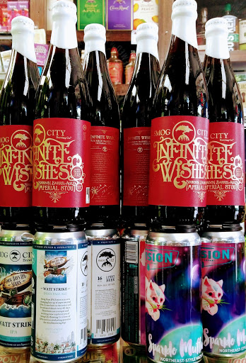 Liquor Store «EZMART LIQUOR STORE & CRAFT BEER ,BEER KEGS», reviews and photos, 1302 W Walnut Ave, Visalia, CA 93277, USA