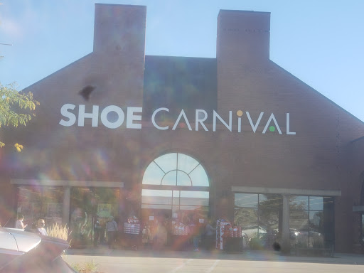 Shoe Store «Shoe Carnival», reviews and photos, 1001 75th St, Woodridge, IL 60517, USA