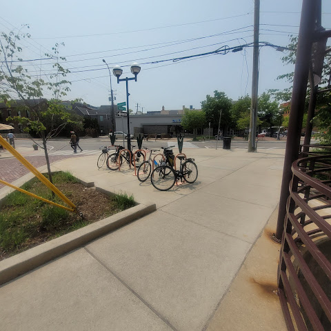 Sunday Artisan Market by null