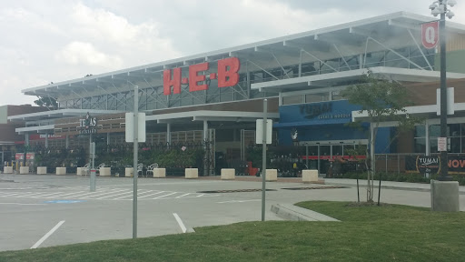 Grocery Store «H-E-B Grocery», reviews and photos, 20311 Champion Forest Dr, Spring, TX 77379, USA
