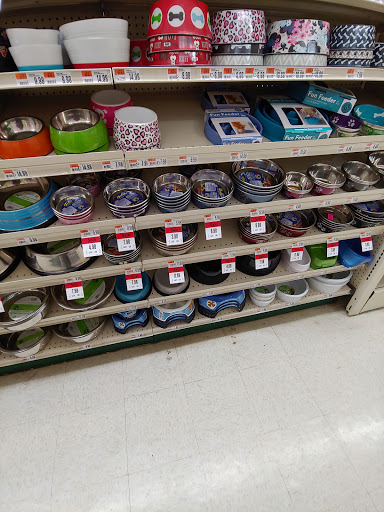 Pet Supply Store «Pet Supplies Plus», reviews and photos, 18610 W Bluemound Rd, Brookfield, WI 53045, USA