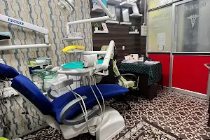 HIMALAYAN DENTAL CARE [Dr.Arijit Chowdhury] Root Canal Treatment,Orthodontics,Dental Implant হিমালয়ান ডেন্টাল কেয়ার image