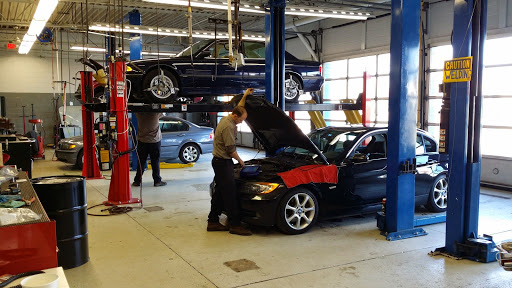 Auto Repair Shop «Stadium Auto Service», reviews and photos, 2405 W Stadium Blvd, Ann Arbor, MI 48103, USA