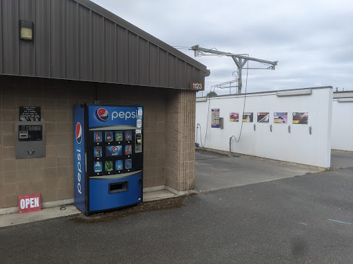 MWR Car Wash en McChord AFB