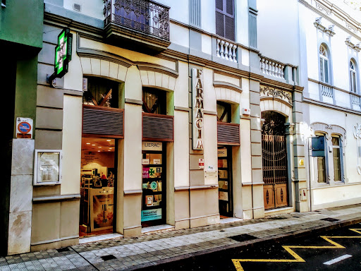 Información y opiniones sobre Farmacia Plaza de Los Patos de Santa Cruz De Tenerife