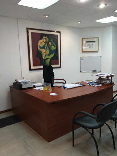 REUMATOLOGO Quito, AXXIS HOSPITAL-Dr. Patricio López- Torre 2, piso 7